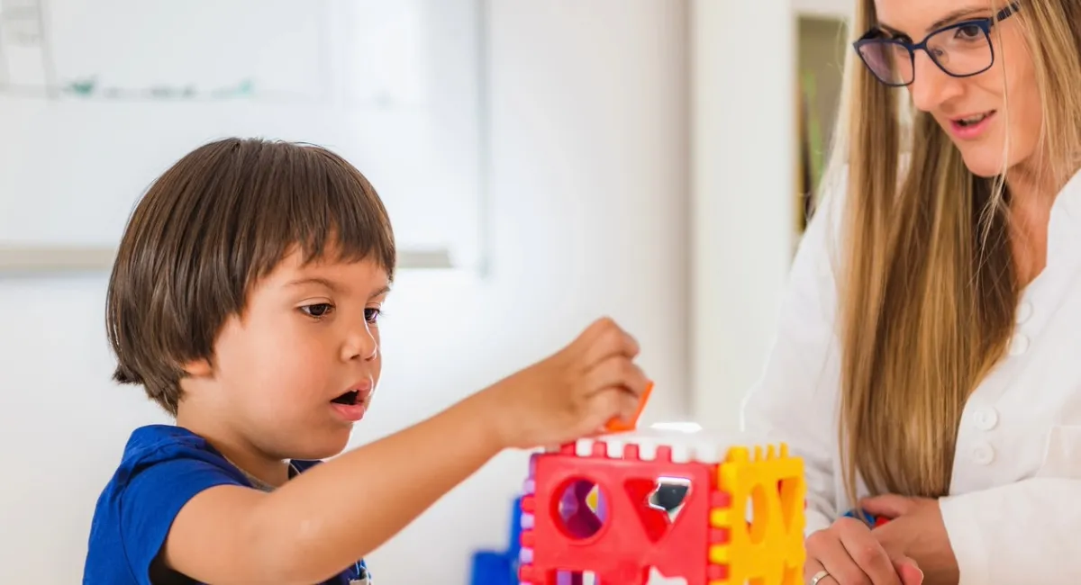 Lapsen neuvolakäynnit alkavat pian syntymän jälkeen. Lastenneuvola seuraa leikki-ikäisen kehitystä ja terveyttä.