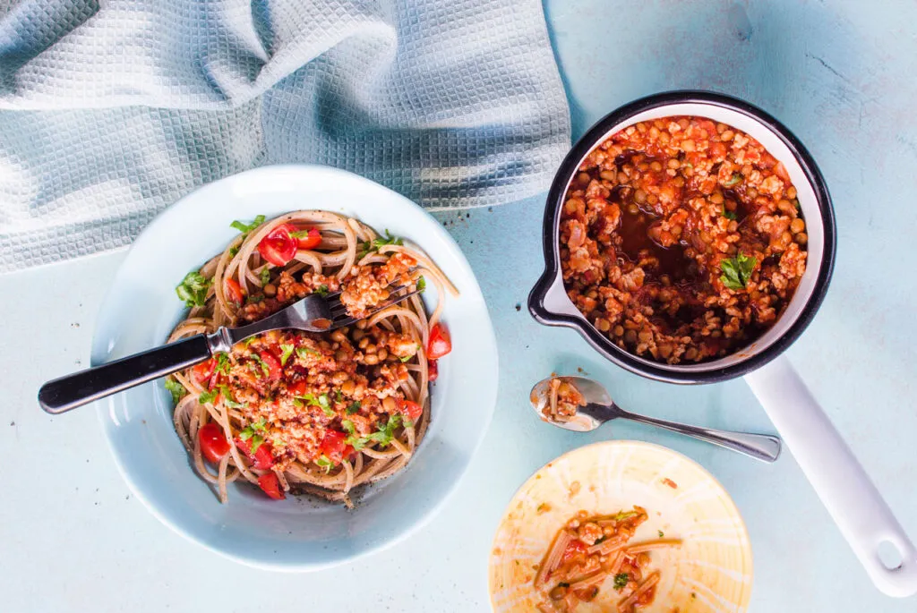 Lapsiperheen ruokalista: Broileri-linssikastike