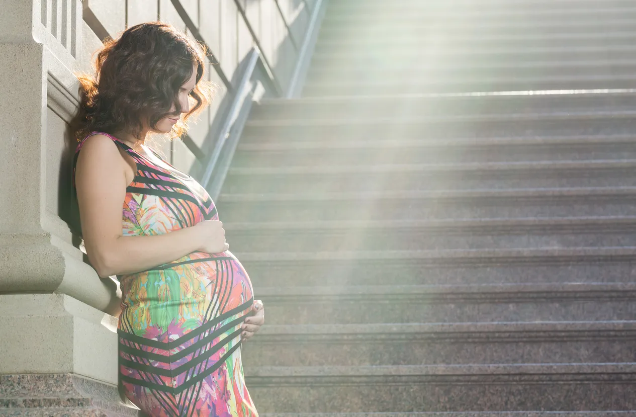 Synnytyksen käynnistäminen kotikonstein ei ehkä ole mahdollista, mutta aina voi yrittää.
