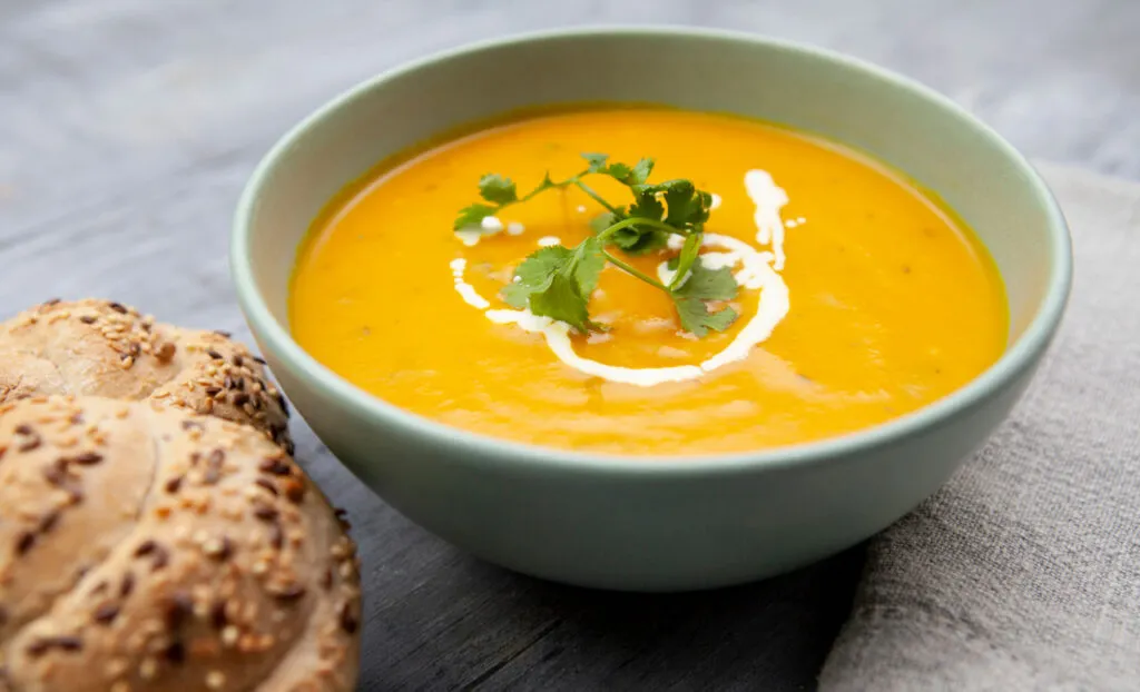 Lapsiperheen ruokalista: porkkanakeitto