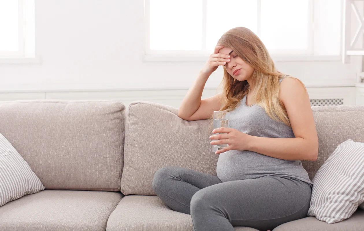 Raskaus on onnea uudesta perheenjäsenestä, mutta se voi tuoda mukanaan myös uusia vaivoja.